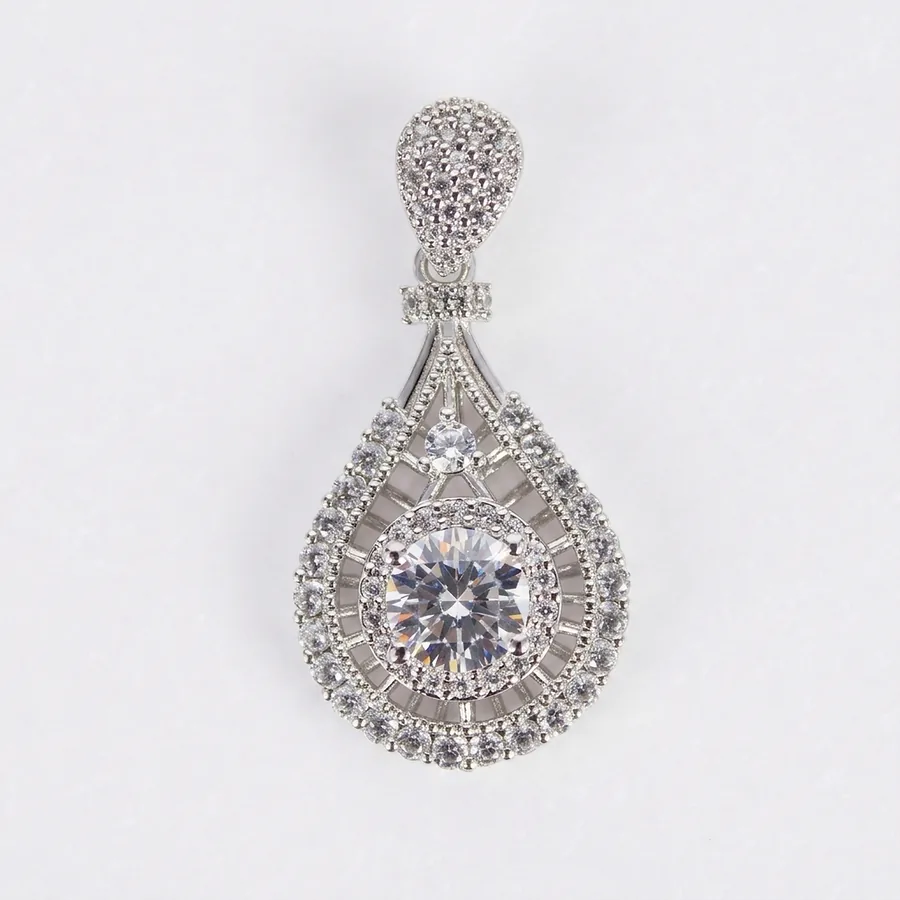 Larme Solitaire Drop