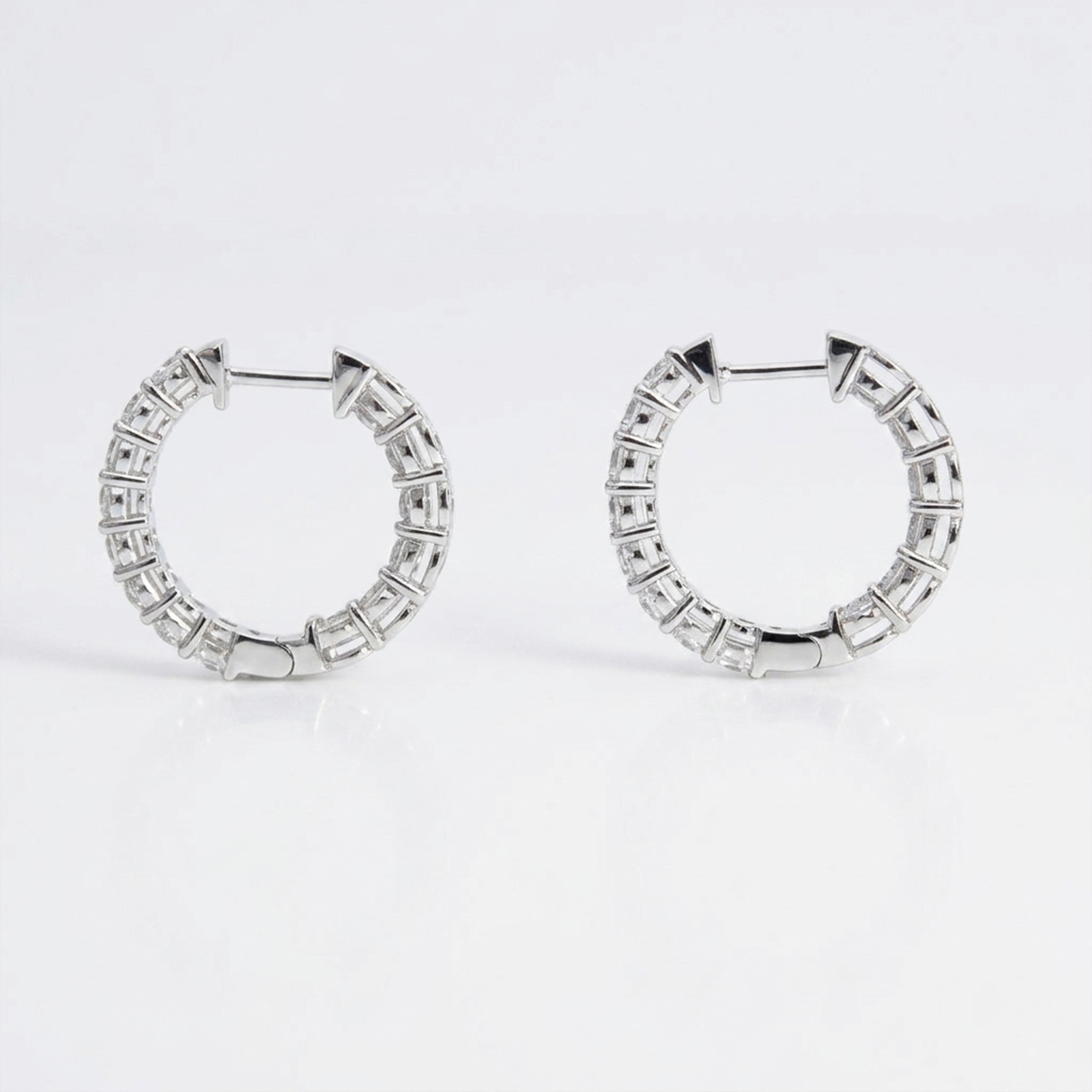 Cercle Eternity Hoops